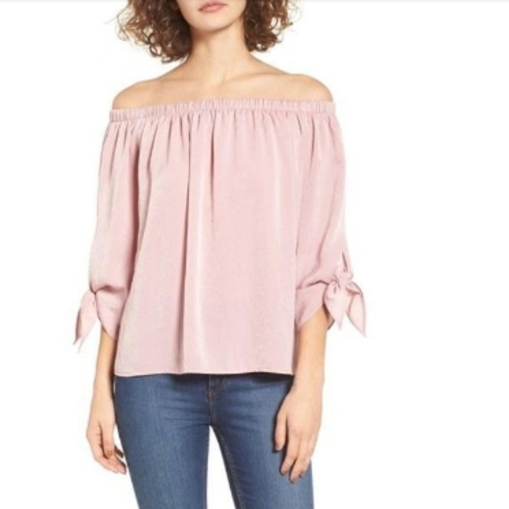 Blush pink off the shoulder top xs